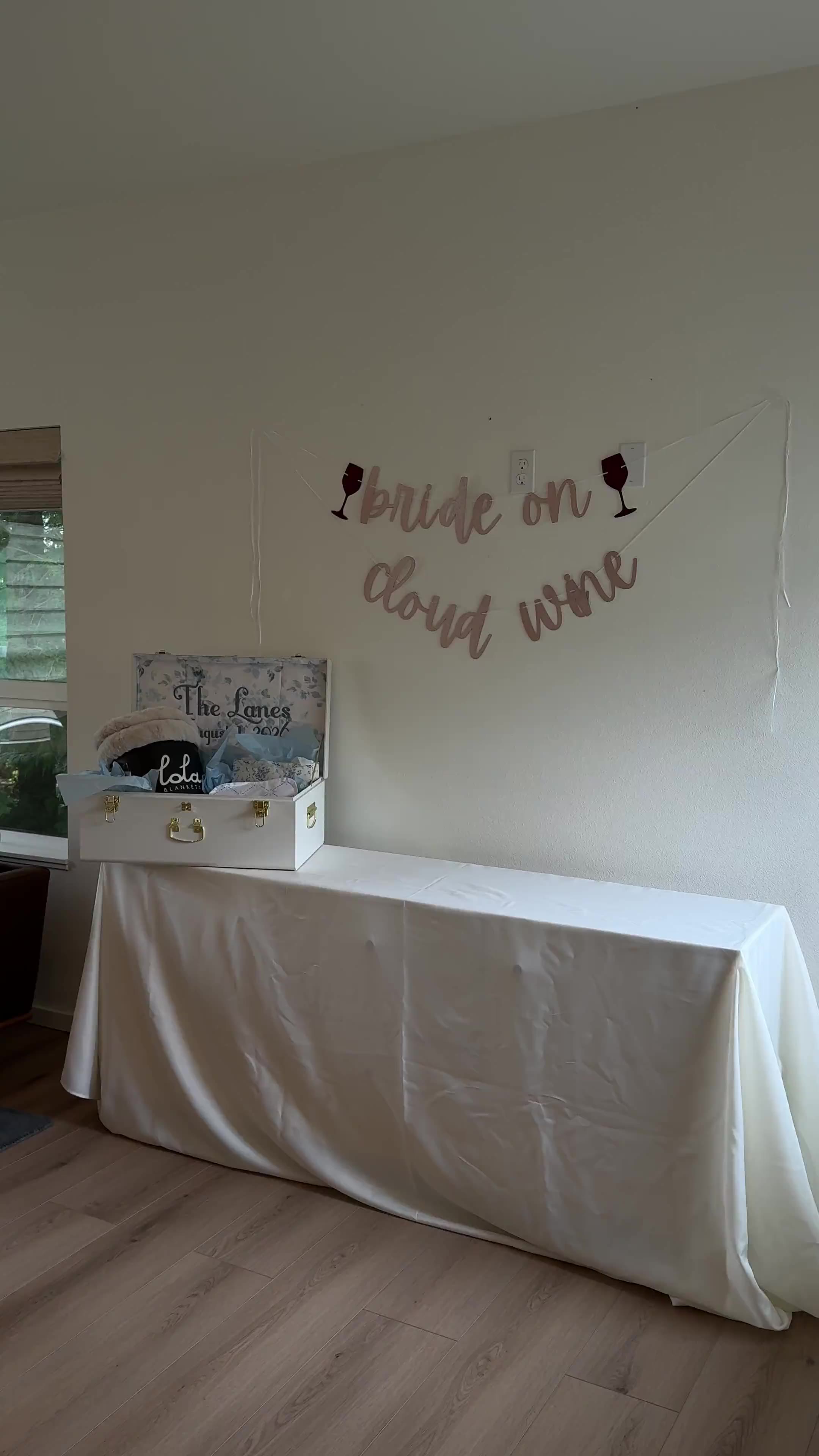 @leahwarnerphoto — Bridal party backdrop with columns & bud vases, Salem OR